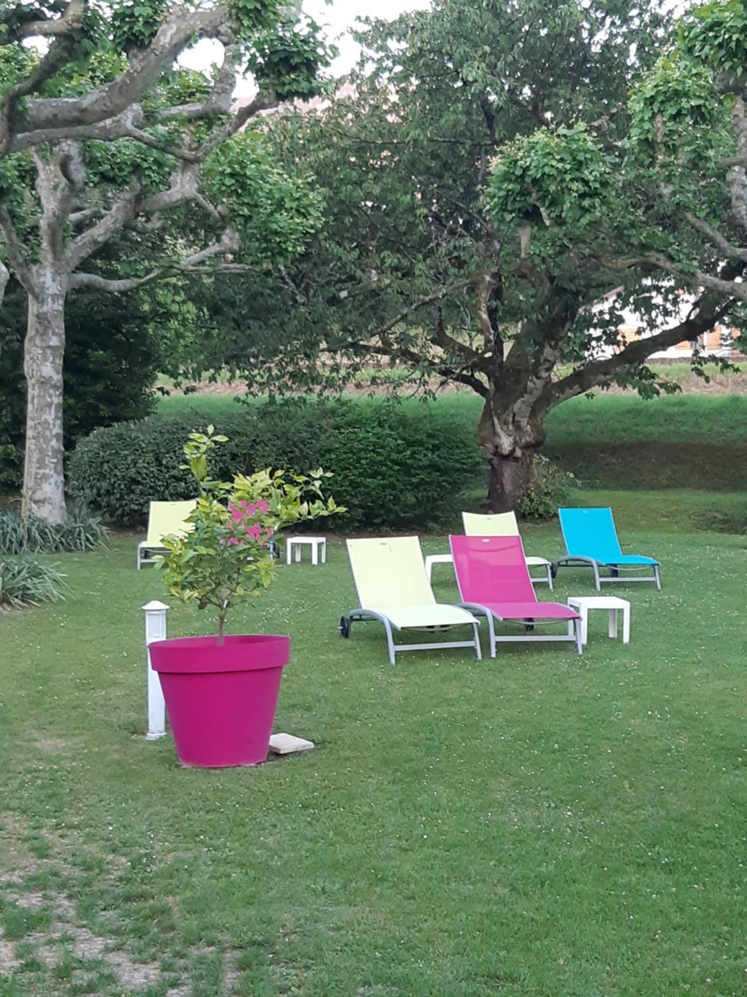 Logis Auberge Saint Simond Εξ Λε Μπαν Εξωτερικό φωτογραφία