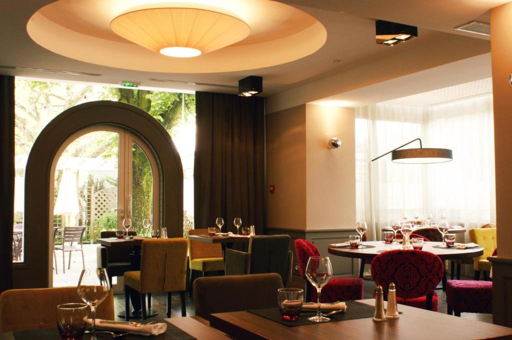Logis Auberge Saint Simond Εξ Λε Μπαν Εξωτερικό φωτογραφία