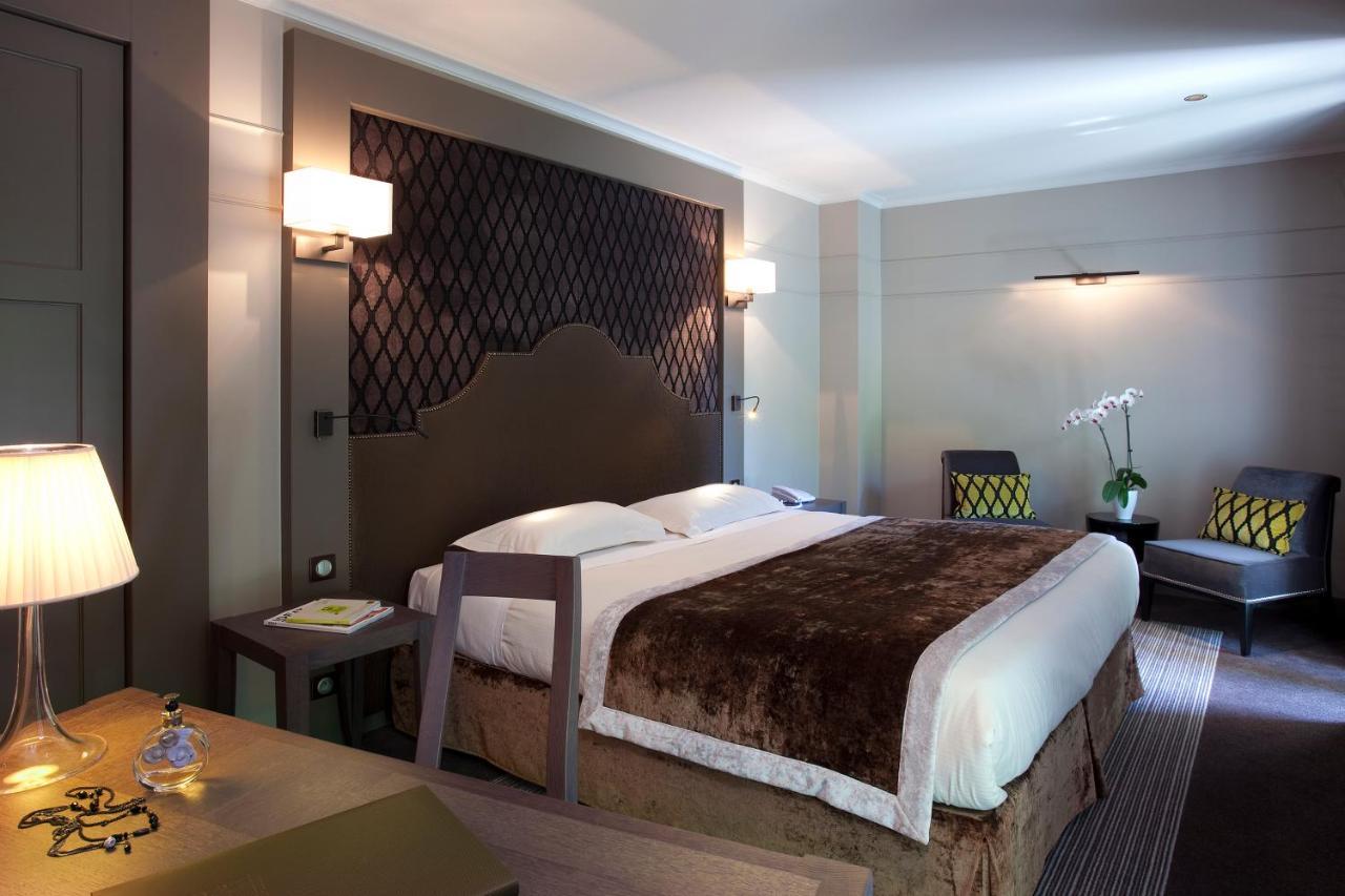 Logis Auberge Saint Simond Εξ Λε Μπαν Εξωτερικό φωτογραφία