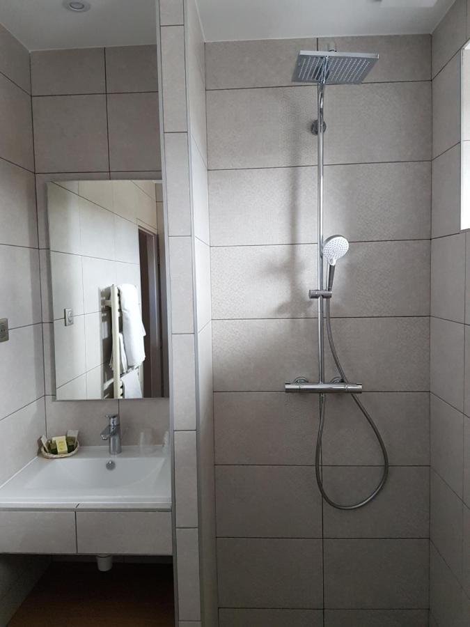 Logis Auberge Saint Simond Εξ Λε Μπαν Εξωτερικό φωτογραφία