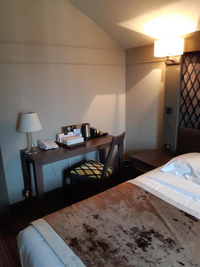 Logis Auberge Saint Simond Εξ Λε Μπαν Εξωτερικό φωτογραφία